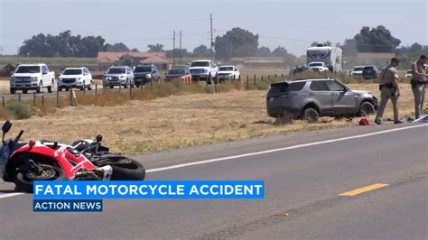Motorcyclist killed in crash along Route 41 in Lake Forest
